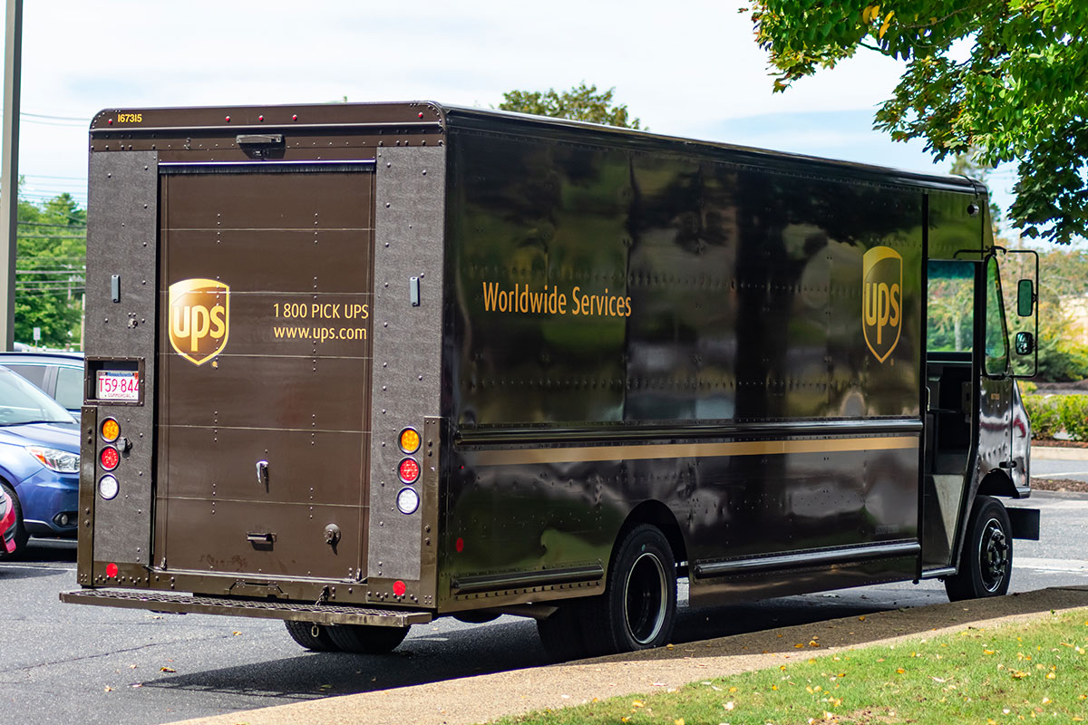 UPS to retrofit 5,000 AC units in delivery trucks in hottest states