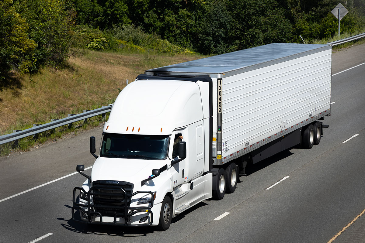 FMCSA warns 550 CDL training schools of shut down for safety noncompliance
