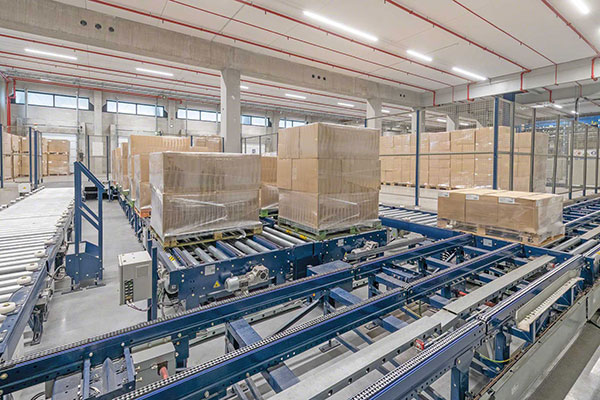 Mecalux outfits Moderna Products facility with pallet AS/RS