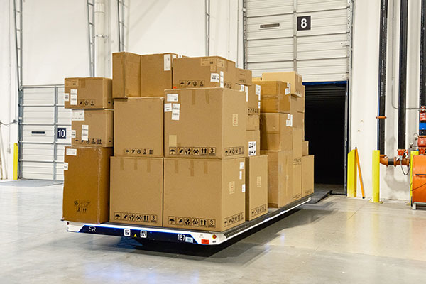 Case Study: Four Hands increases truck loading/unloading speed with Slip Robotics